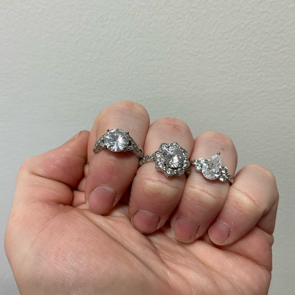 Elegant Silver tone Ring Set - Picture 2 of 10